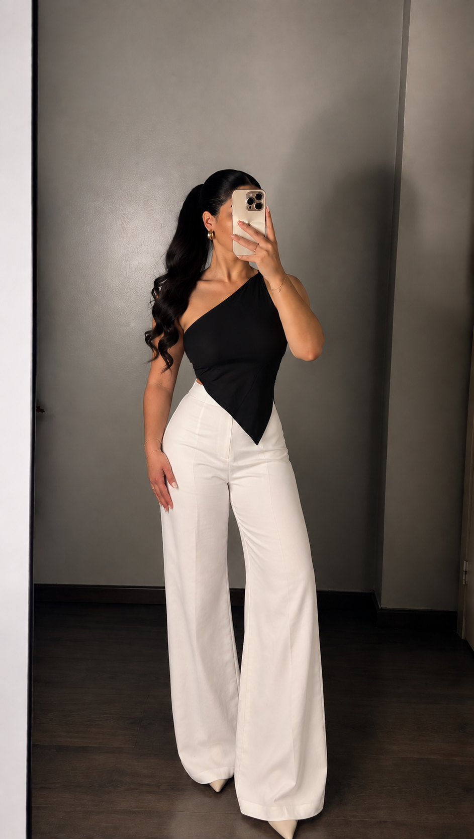One off shoulders top